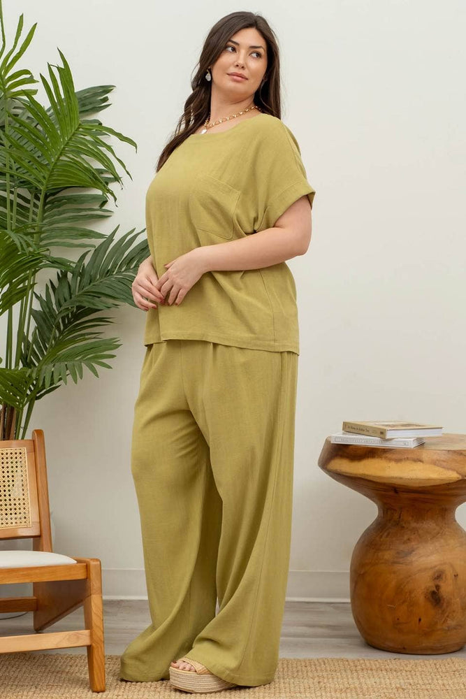 Plus Naturally Chic Boxy Linen Top