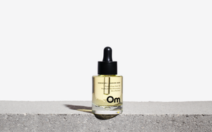 Om - Hibiscus + Daikon Seed Protective Hair Oil